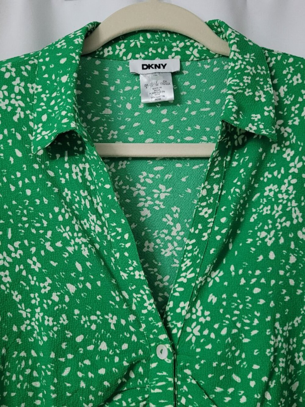 NWT DKNY Green & White Floral Ruched Midi Shirtdress - Picture 2 of 10